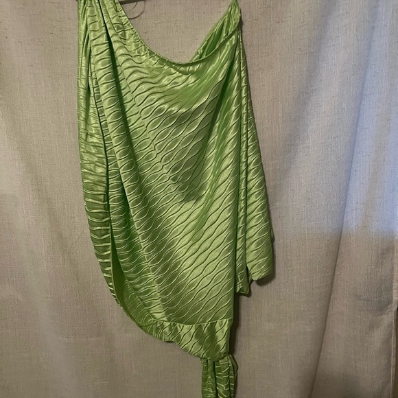 glam One Shoulder Top Size Large - Picture 6 of 7